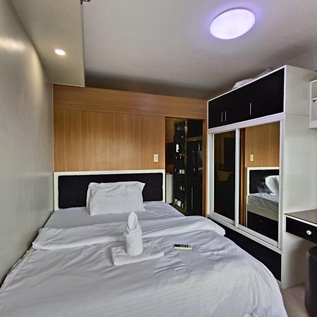 Premiere Haven At Shell Residences Manila Esterno foto
