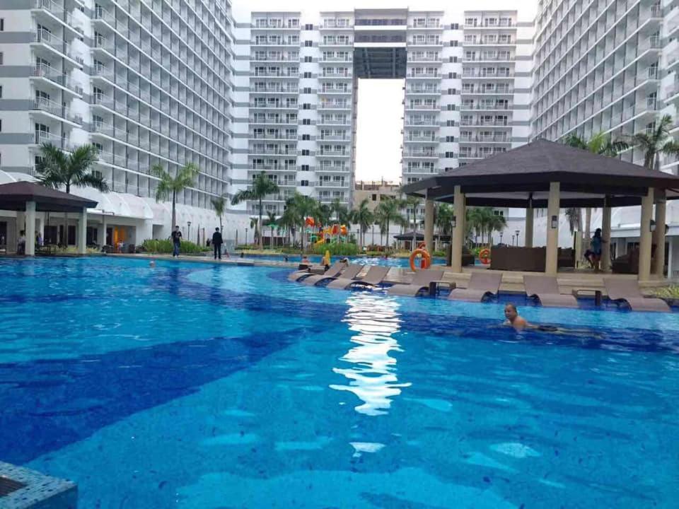 Premiere Haven At Shell Residences Manila Esterno foto