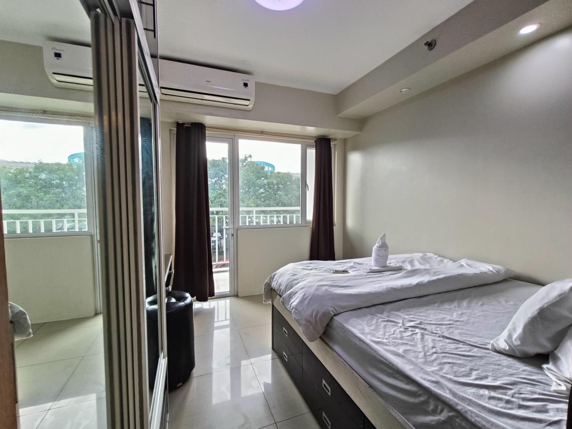 Premiere Haven At Shell Residences Manila Esterno foto