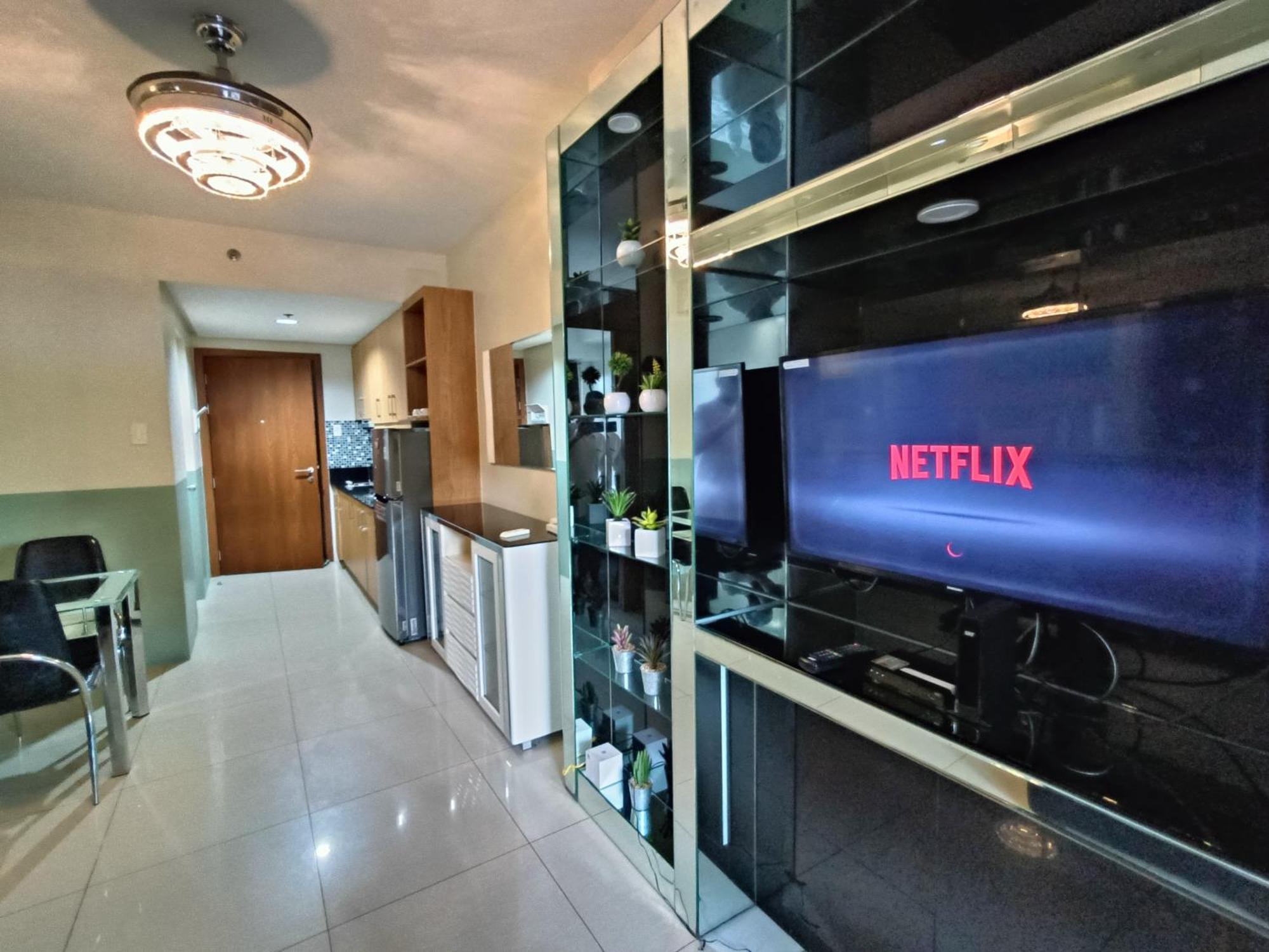 Premiere Haven At Shell Residences Manila Esterno foto